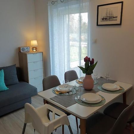 Blekit Apartamenty Przy Jastrzebiej Mieroszyno Bagian luar foto