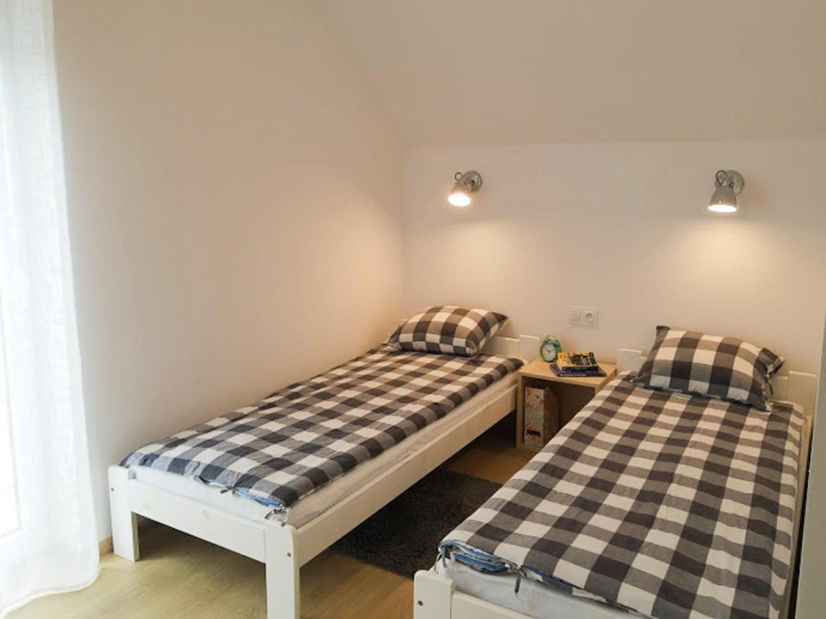 Blekit Apartamenty Przy Jastrzebiej Mieroszyno Bagian luar foto