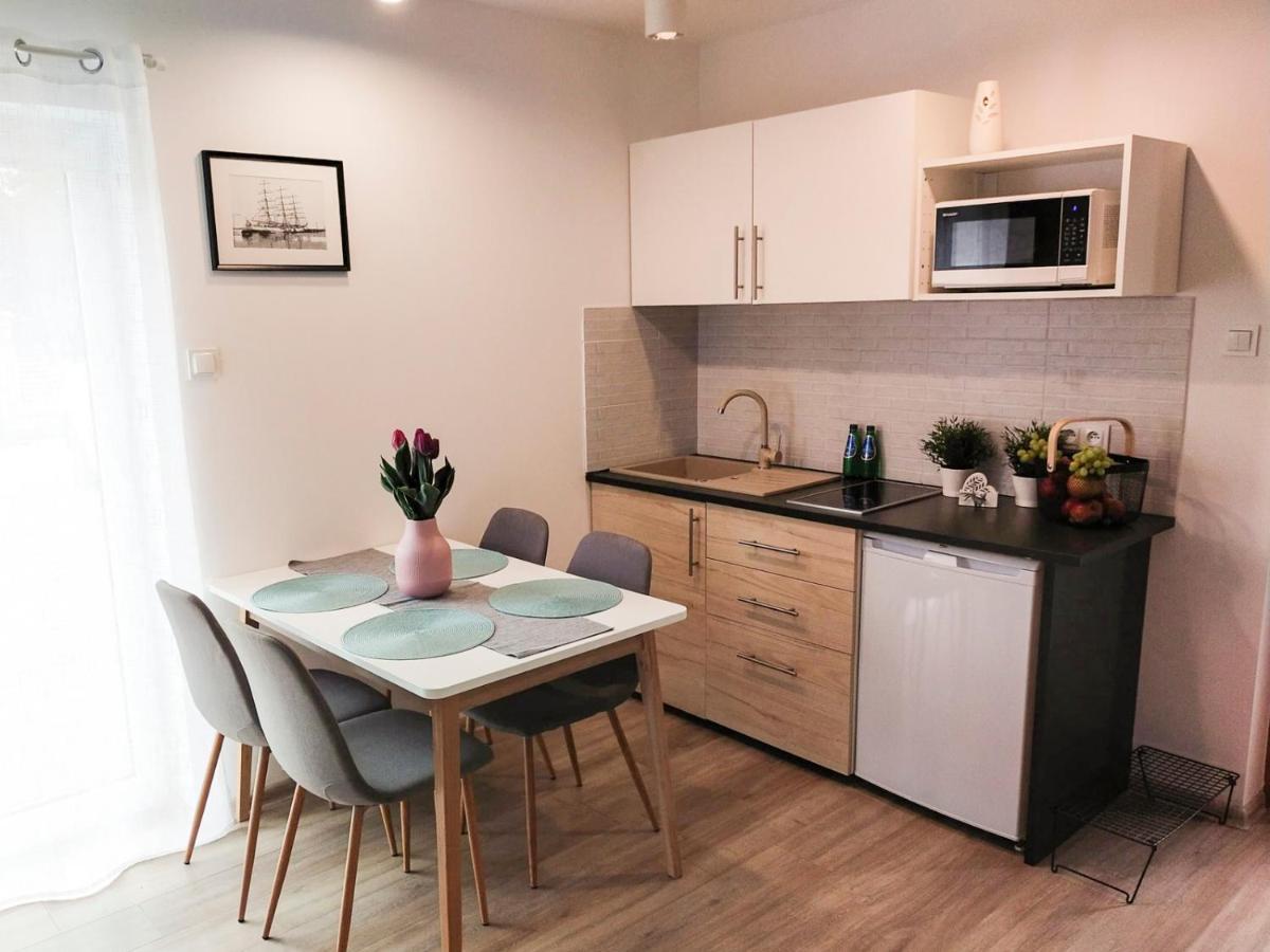 Blekit Apartamenty Przy Jastrzebiej Mieroszyno Bagian luar foto